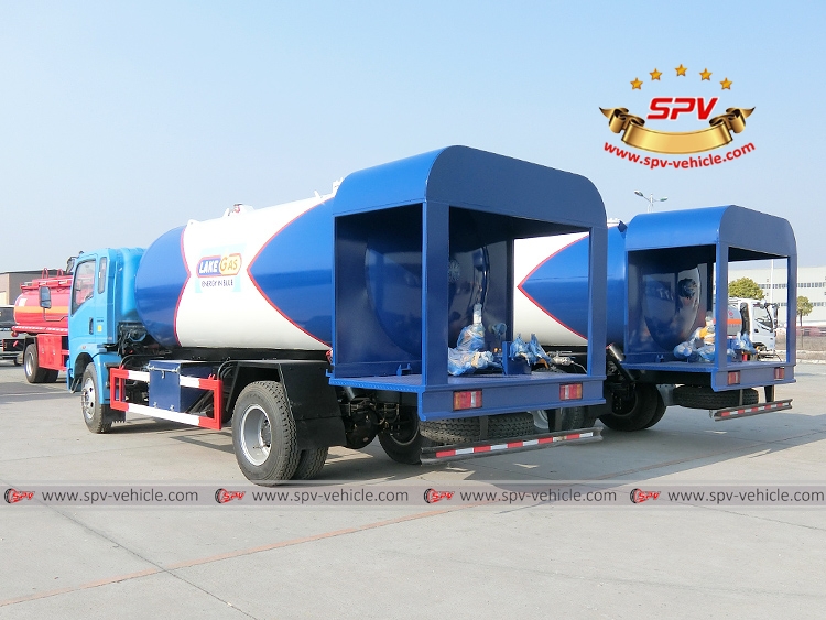 LPG Dispensing Truck HOWO - LB